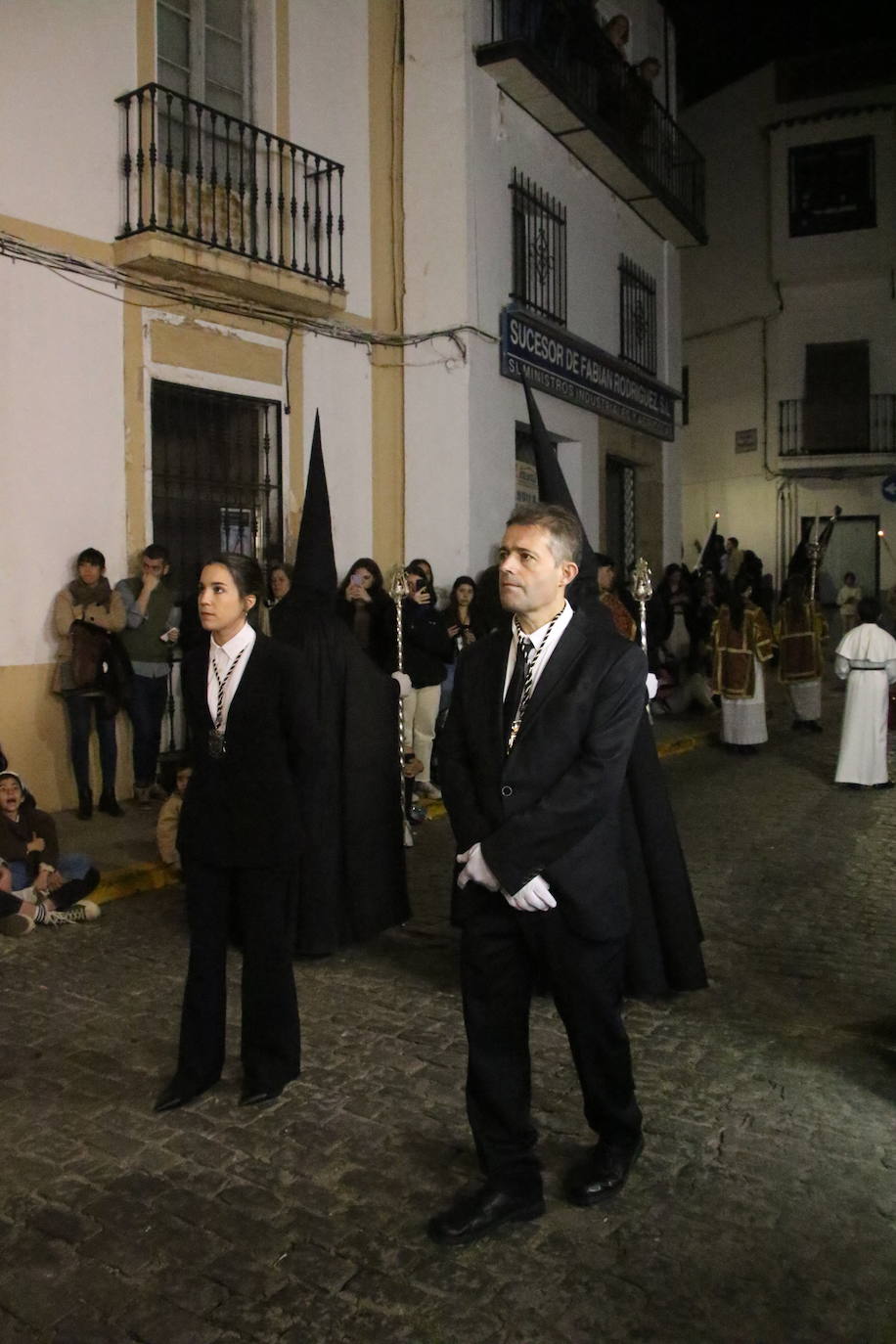 Silencio y recogimiento en la noche del Martes Santo jerezano al paso de Jesús Orando en el Huerto