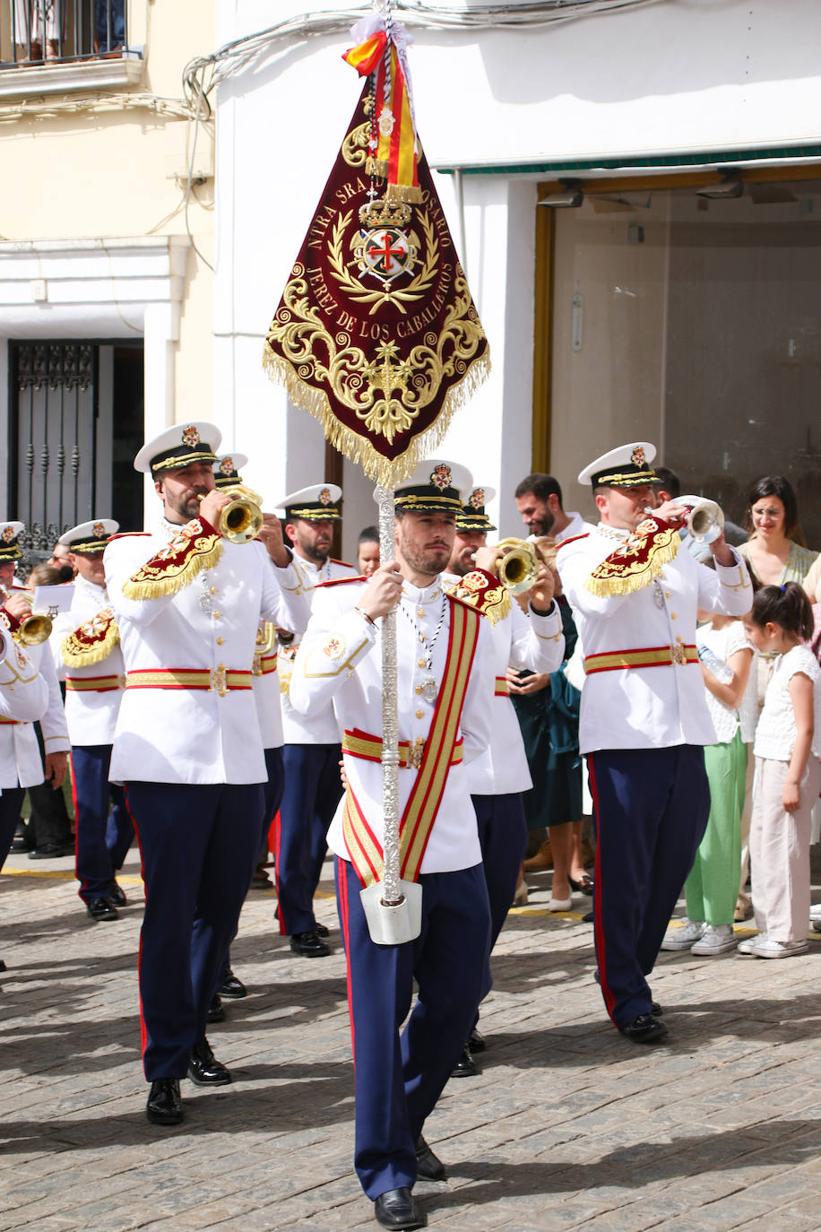 Fotogalería II: Jerez de los Caballeros despide su Semana Santa 2023 con un jubiloso Domingo de Resurrección
