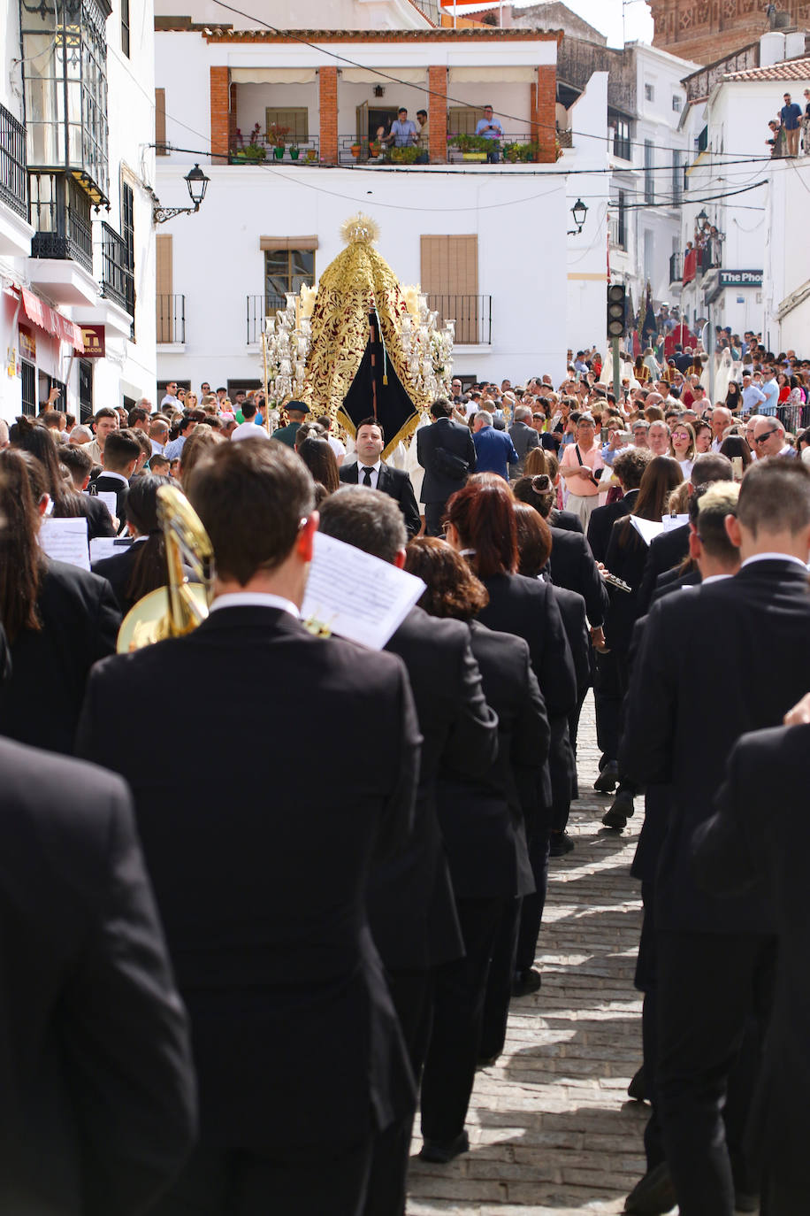Fotogalería II: Jerez de los Caballeros despide su Semana Santa 2023 con un jubiloso Domingo de Resurrección