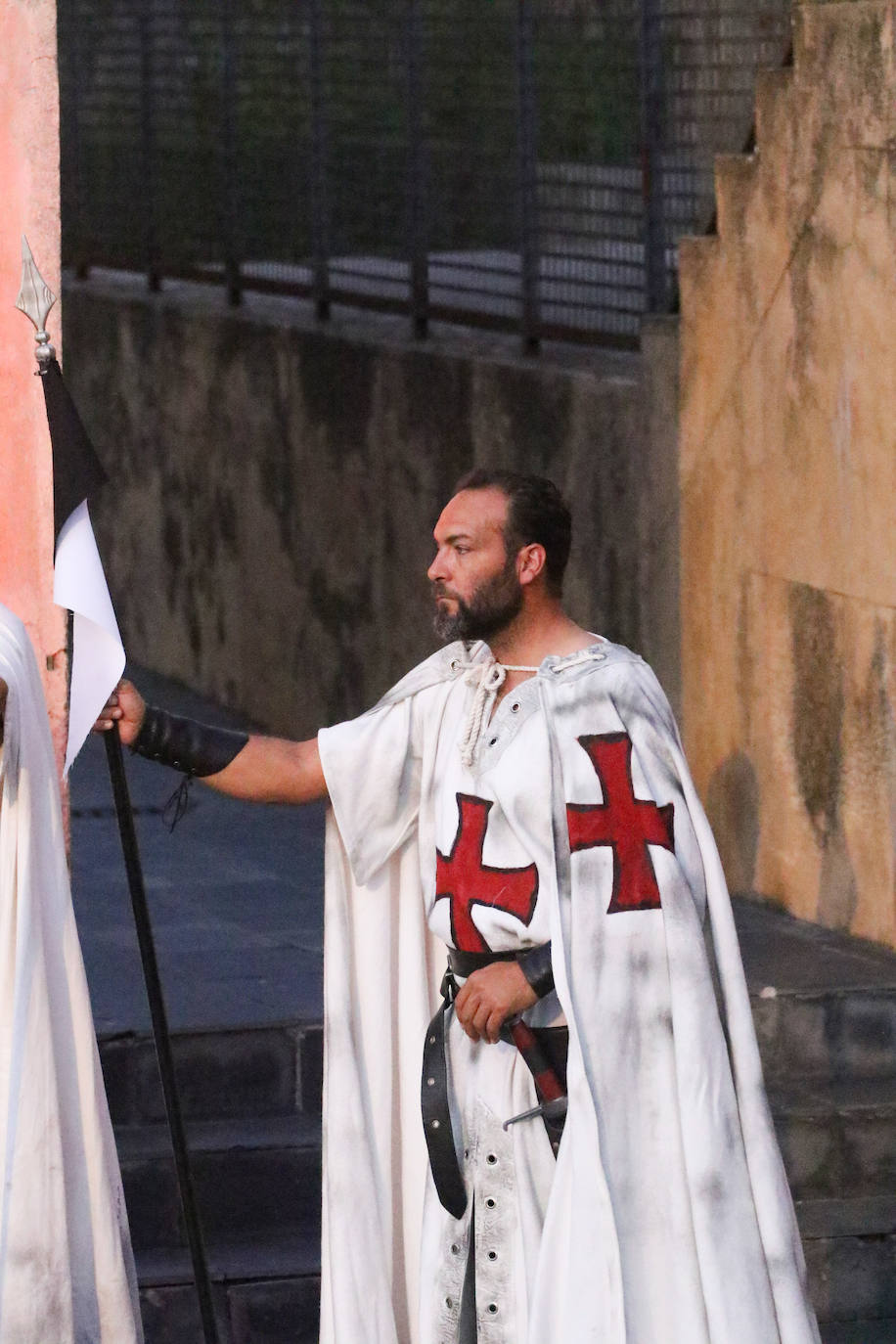 Desfile inaugural del XX Festival Templario de Jerez de los Caballeros, en imágenes