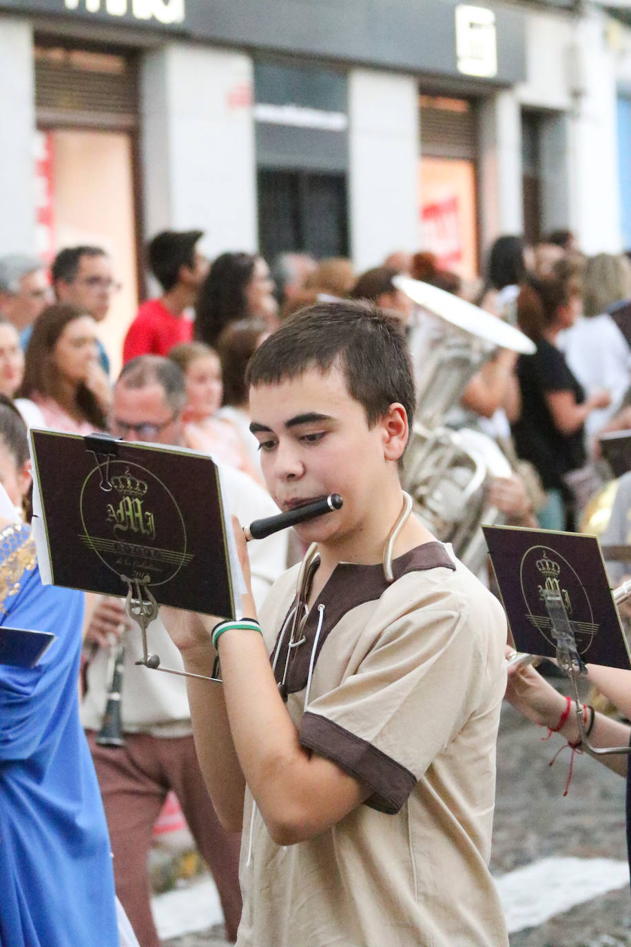 Desfile inaugural del XX Festival Templario de Jerez de los Caballeros, en imágenes