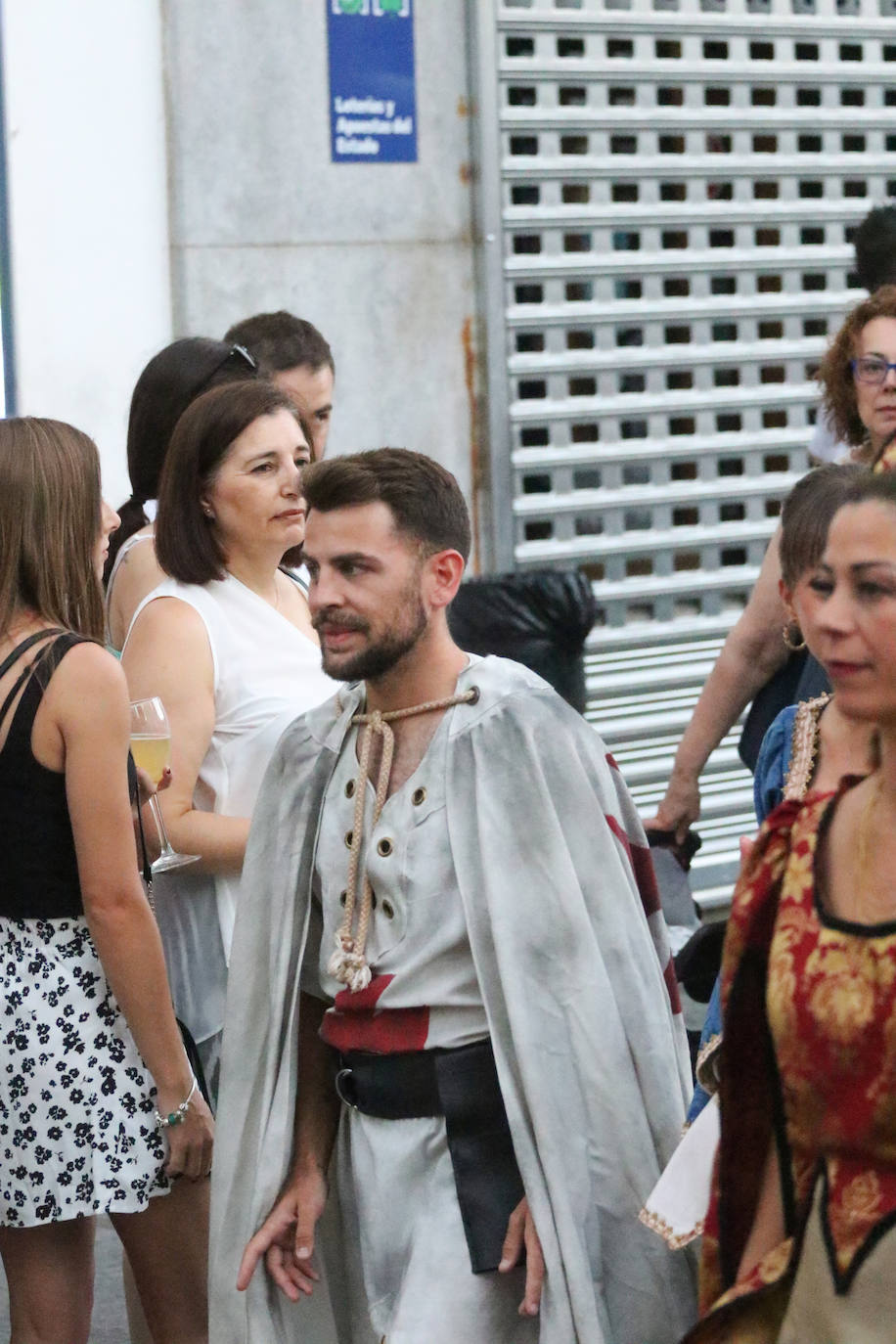 Desfile inaugural del XX Festival Templario de Jerez de los Caballeros, en imágenes