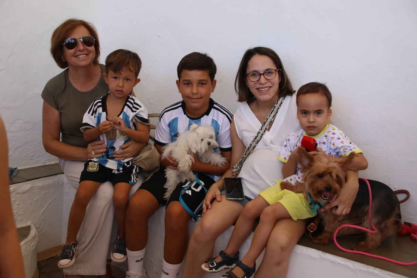 La ermita de San Roque acoge la tradicional bendición de animales