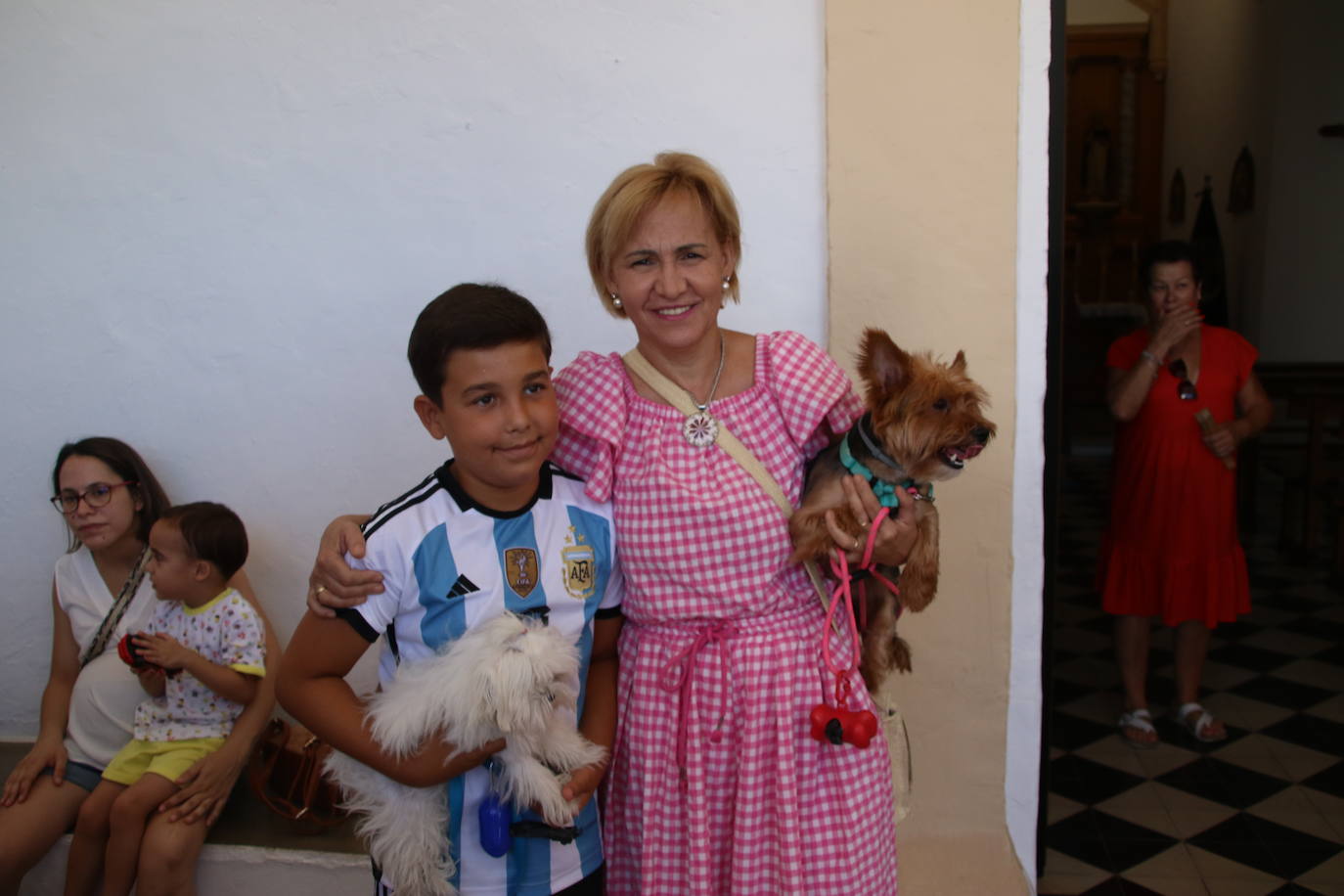 La ermita de San Roque acoge la tradicional bendición de animales