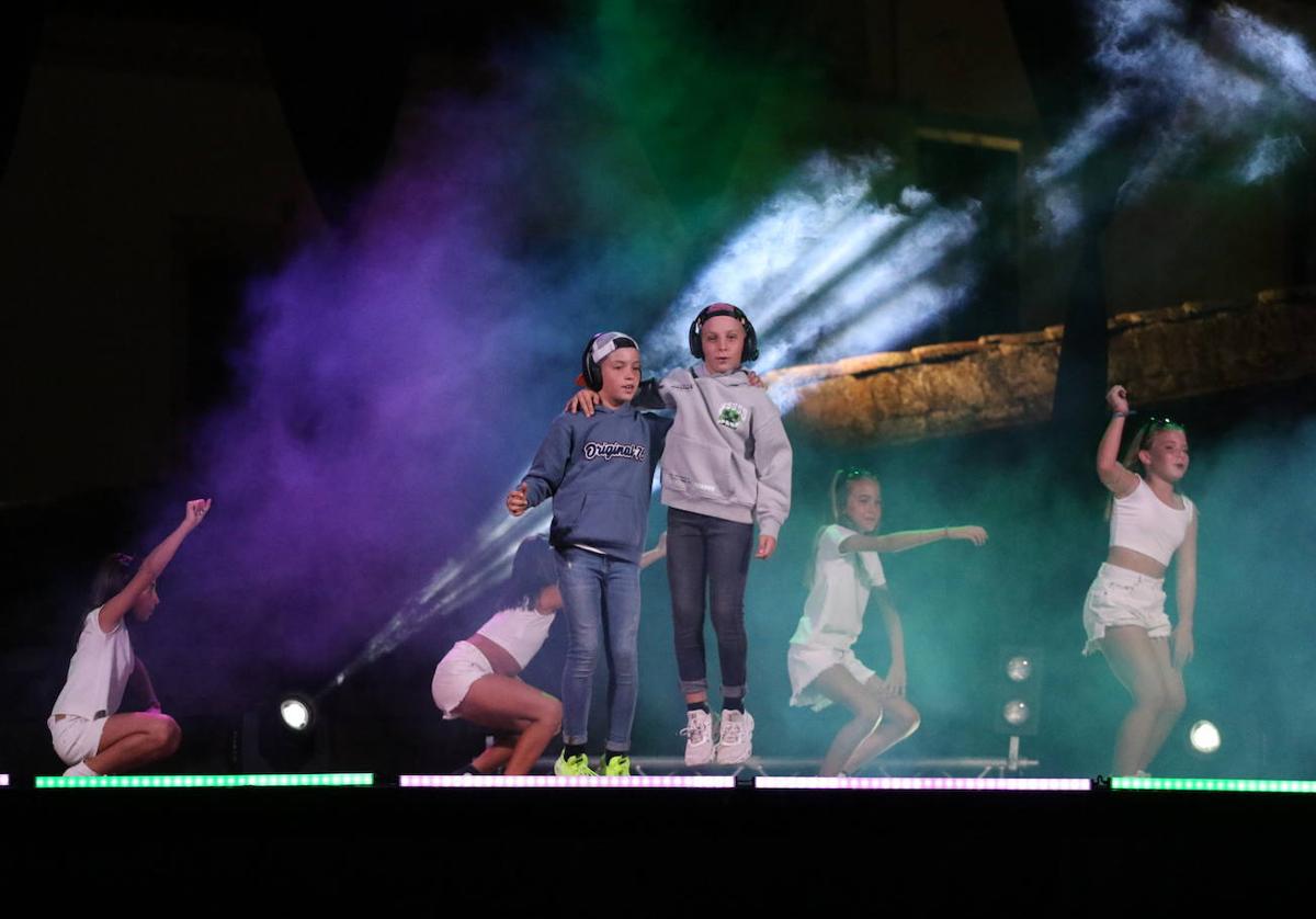 El Parque de Popagallina acoge una nueva edición del concurso de Playbacks este viernes