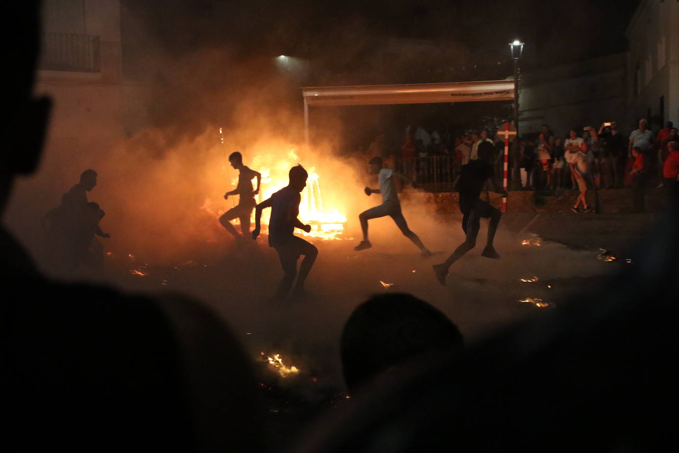 La «Quema del rabo del diablo», en imágenes