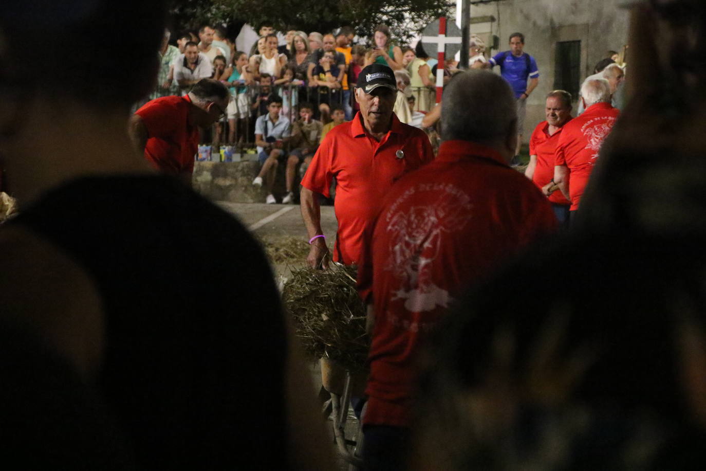 La «Quema del rabo del diablo», en imágenes