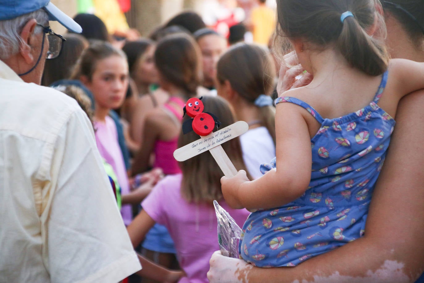 La tradicional &#039;Salida del diablo&#039;, en imágenes