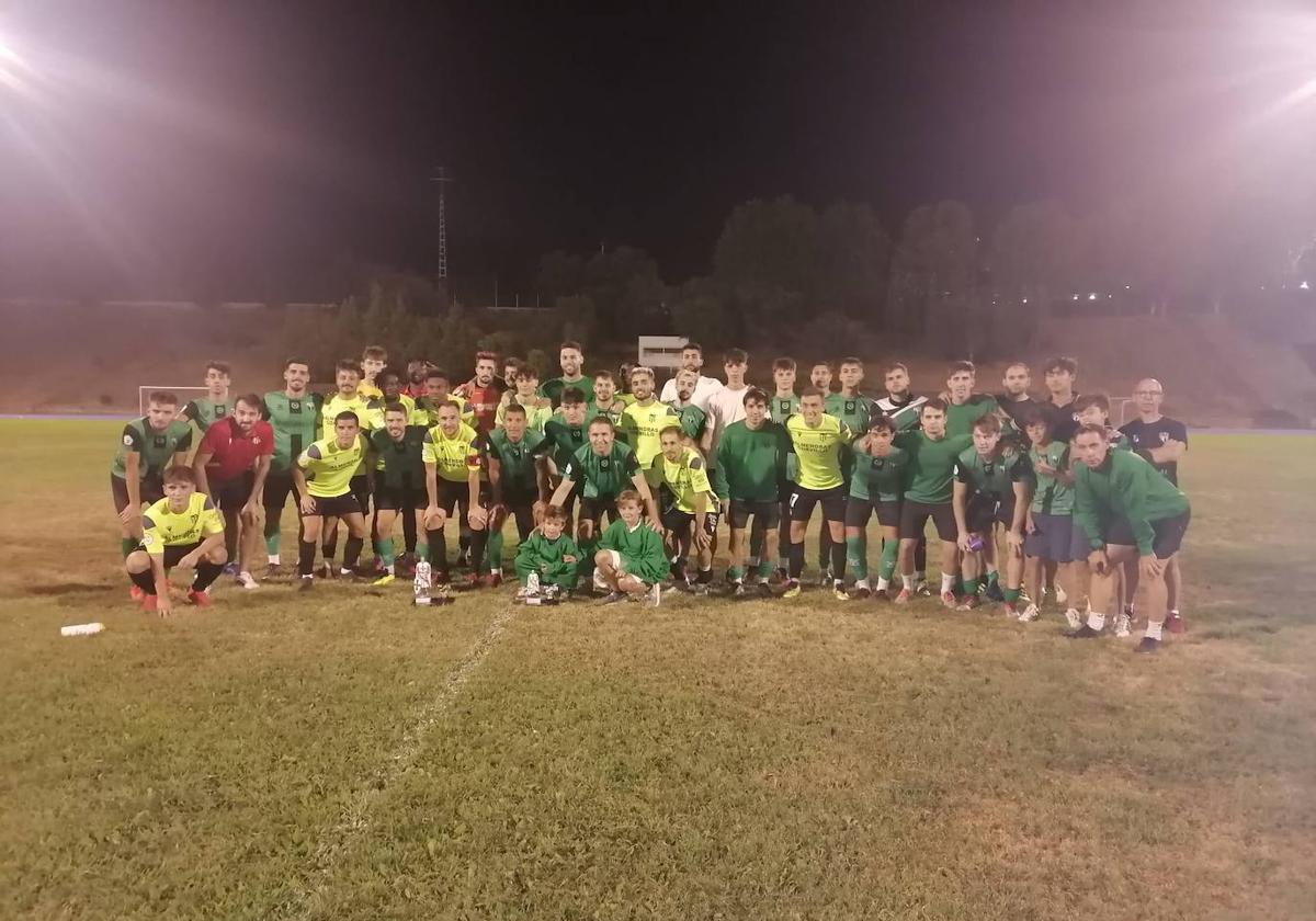 El Azuaga CD, vencedor del 51 Trofeo Ciudad de Jerez