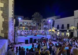Arte, cultura y patrimonio brillan en la VII Noche en Blanco de Jerez de los Caballeros