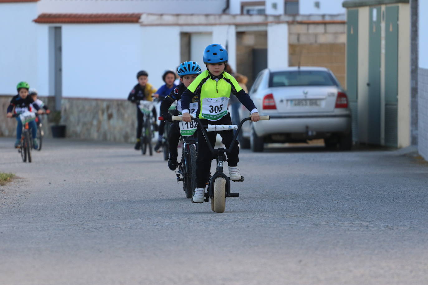 Fotos: Éxito de participación en el II Duatlón Cross Infantil La Bazana 2023