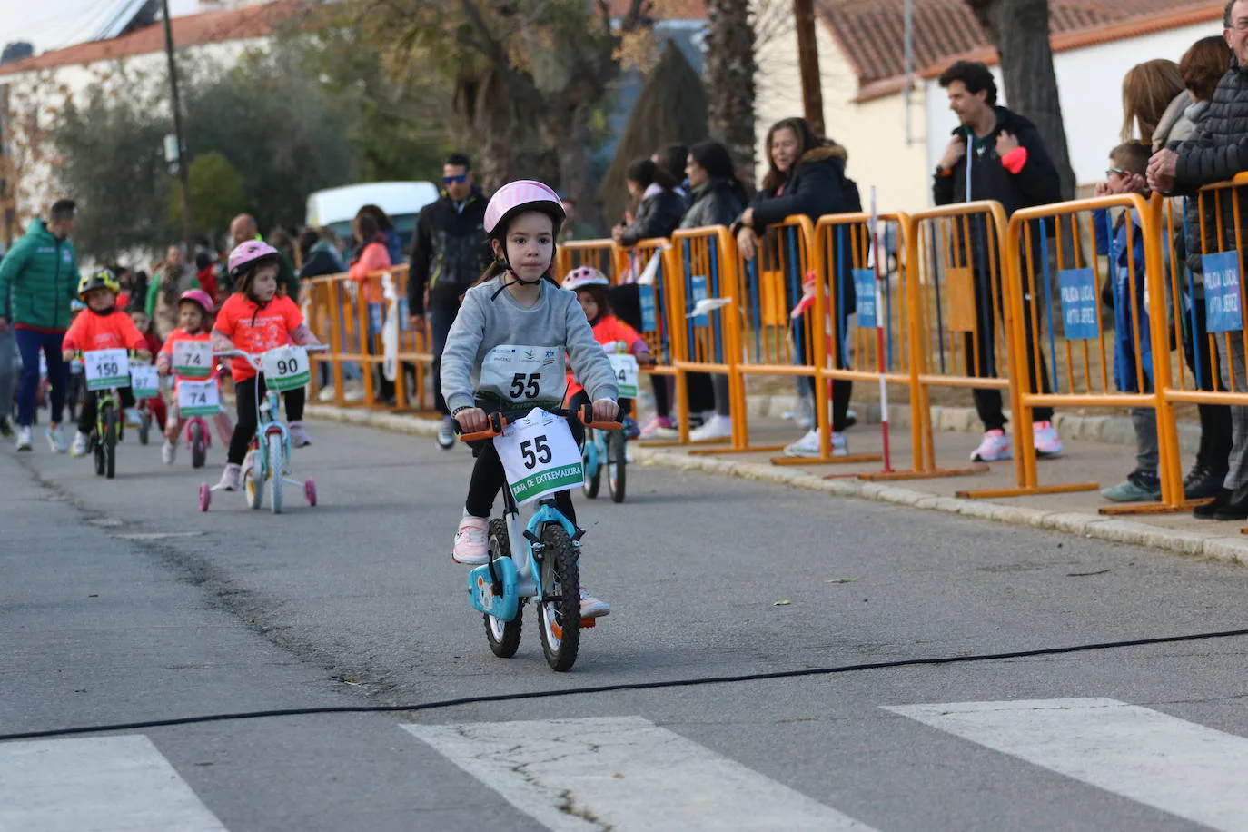 Fotos: Éxito de participación en el II Duatlón Cross Infantil La Bazana 2023