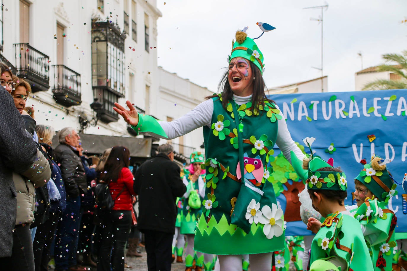 Fotos: Arranca el Carnaval en Jerez de los Caballeros con el desfile de los centros educativos