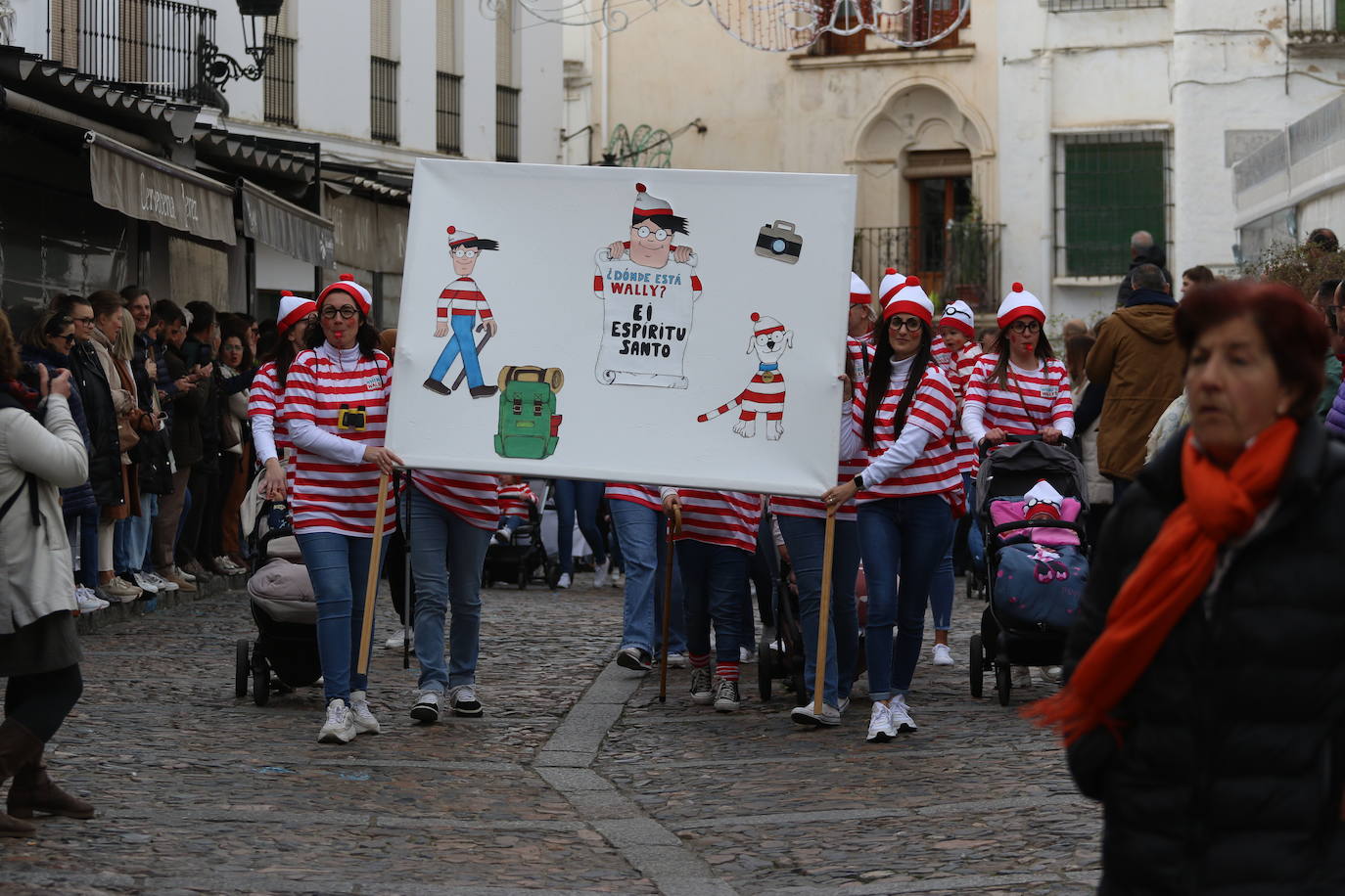 Fotos: Arranca el Carnaval en Jerez de los Caballeros con el desfile de los centros educativos