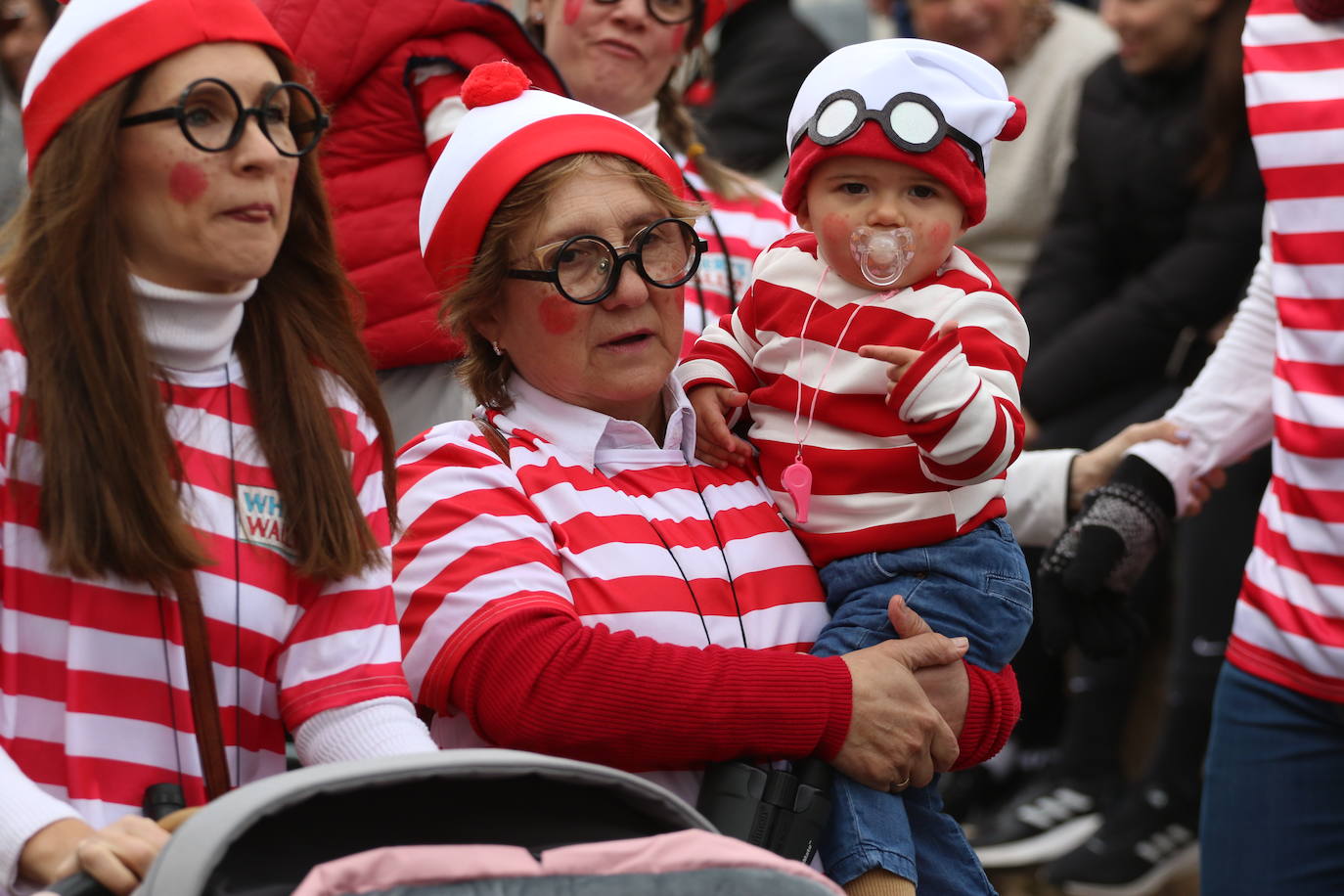 Fotos: Arranca el Carnaval en Jerez de los Caballeros con el desfile de los centros educativos