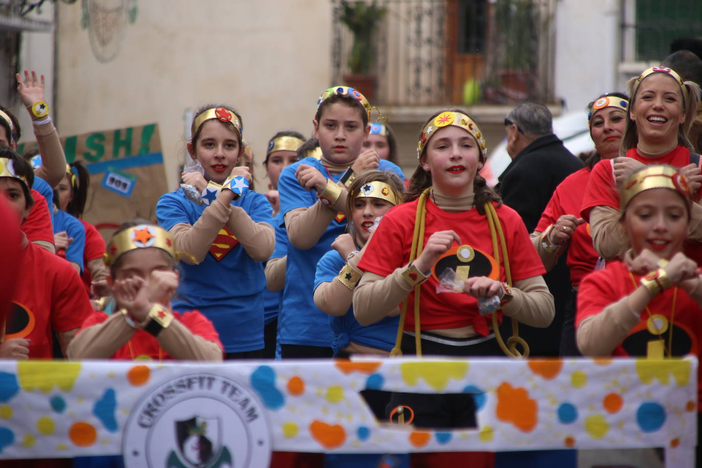 Fotos: Arranca el Carnaval en Jerez de los Caballeros con el desfile de los centros educativos