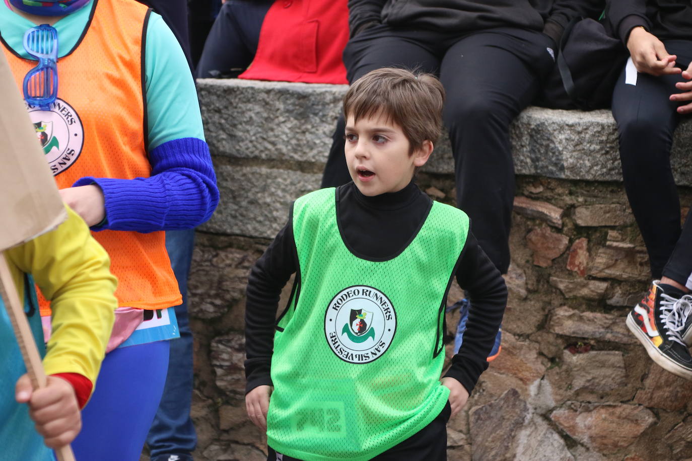 Fotos: Arranca el Carnaval en Jerez de los Caballeros con el desfile de los centros educativos