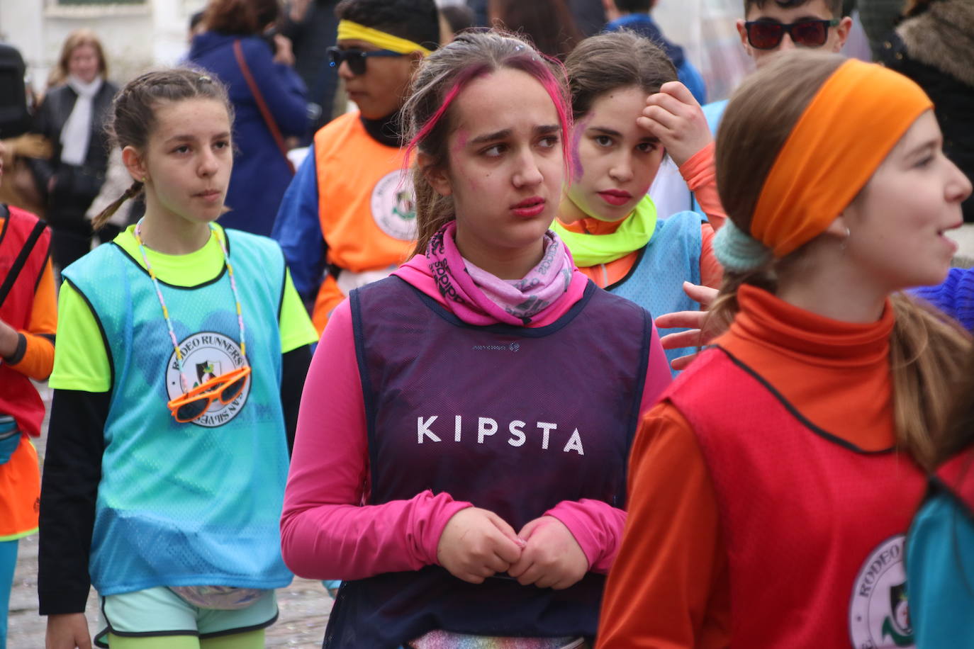 Fotos: Arranca el Carnaval en Jerez de los Caballeros con el desfile de los centros educativos