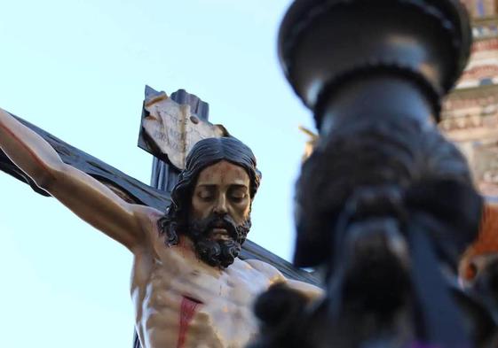 Jerez de los Caballeros espera una tregua de la lluvia para realizar sus desfiles procesionales