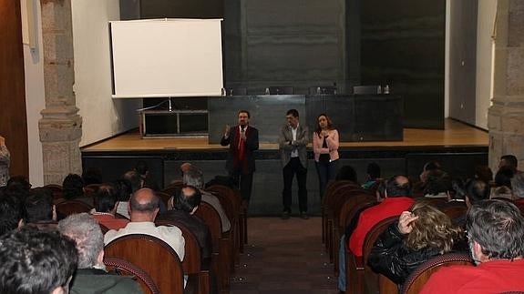 'El encuentro contó con la presencia de un buen número de empresariosPAULA DÍAZ
