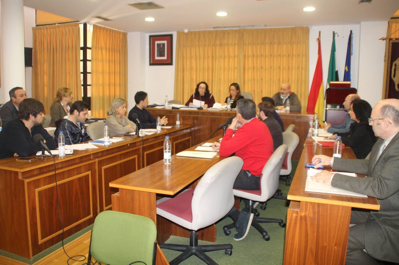 Concejales de la corporación muniicipal en un pleno. HOY Jerez.