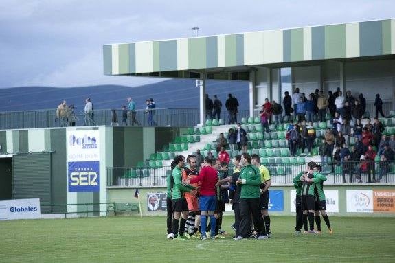 ElJerez eliminó el año pasado a la Gimnástica Segoviana en la primera eliminatoria.