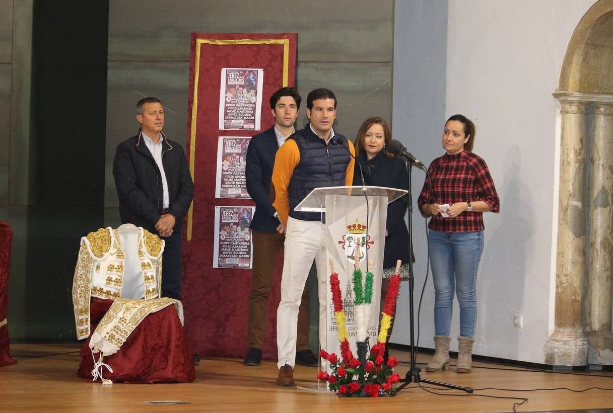 Un  momento de la presentación del cartel hoy en auditorio del Conventual San Agustín.