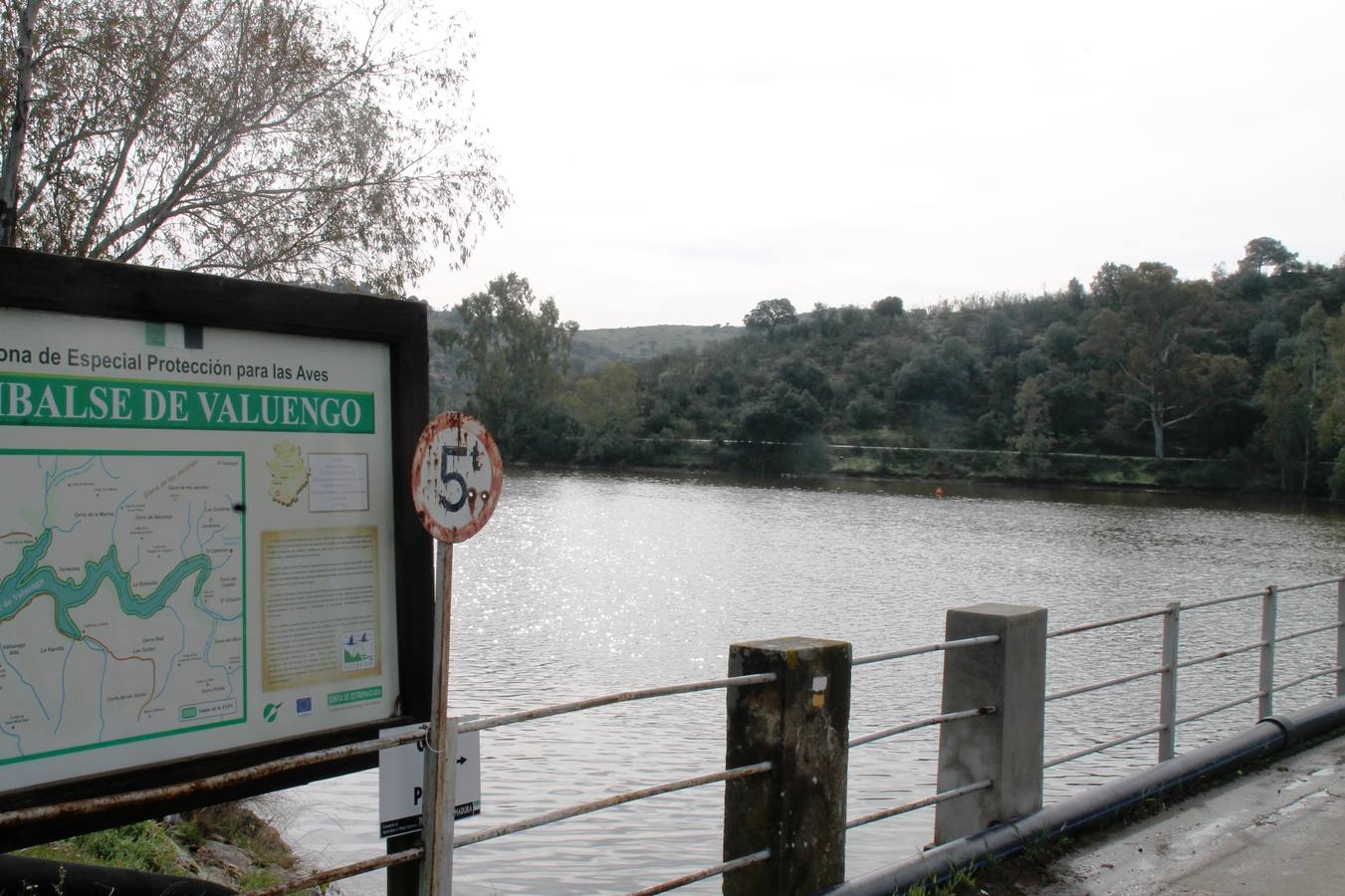 El embalse de Valuengo ha tenido que desembalsarr agua en distintos momentos en lo que llevamos de año.