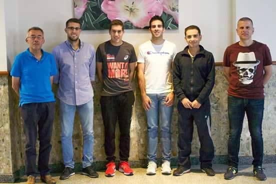 Miembros de la junta directiva del recién creado Club de Atletismo Jerez de los Caballeros.