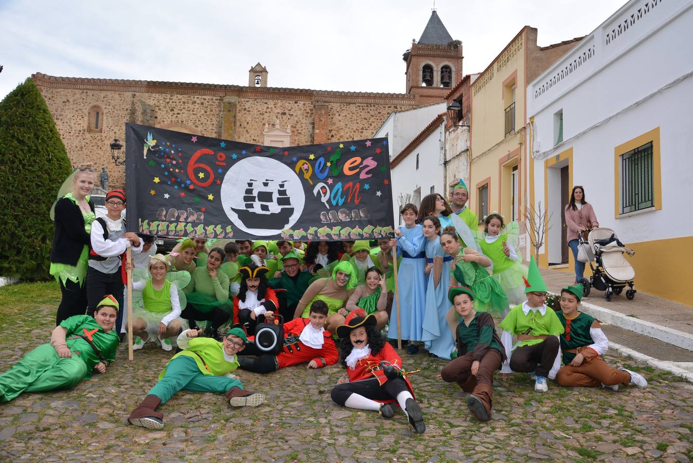 Color y fantasía en el carnaval escolar