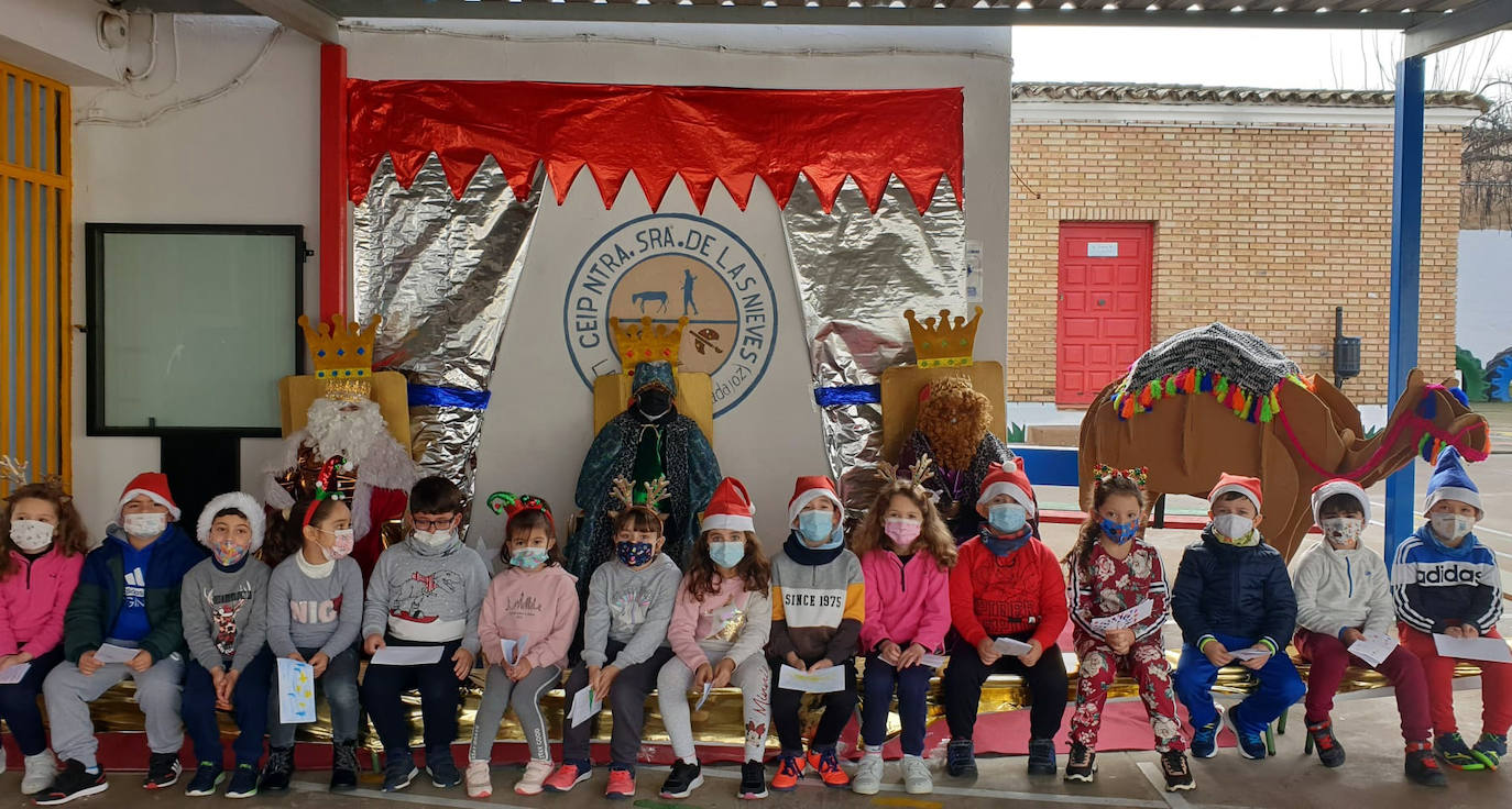 El colegio anuncia las navidades con novedosas actividades
