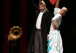 Fernando Ramos y Manuela Sánchez, en una escena de la obra