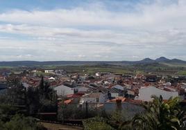 Vista de La Zarza y algunas de sus antiguas dehesas municipales.