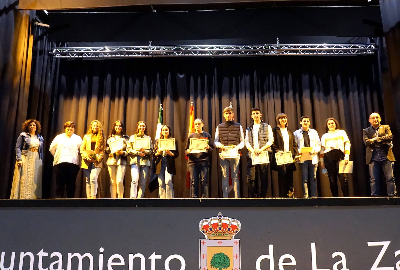 Algunos de los alumnos premiados en una edición anterior