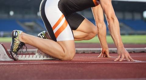 El Ayuntamiento convoca becas para los mejores deportistas locales