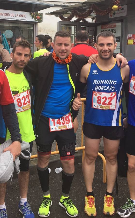 Algunos de los corredores zarceños en la carrera dombenitense