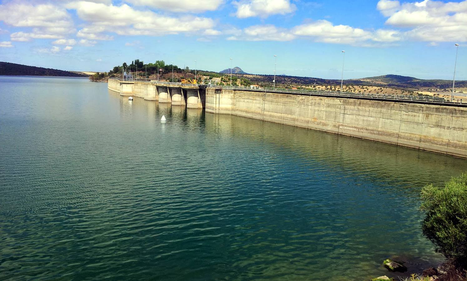 El cadáver apareció en el embalse de Alange