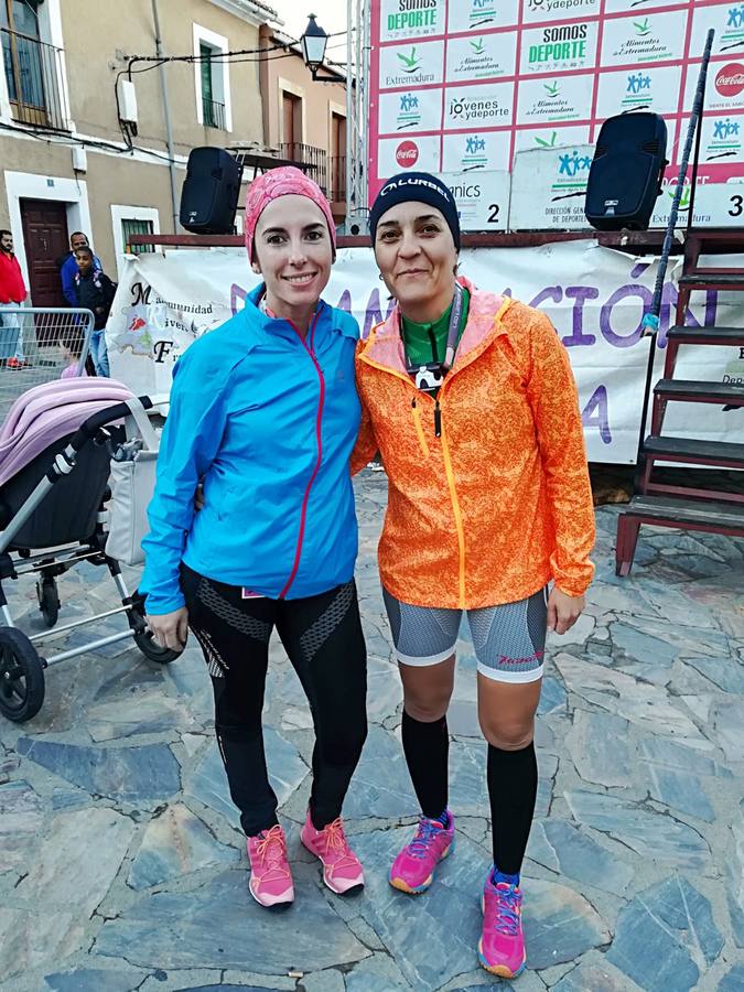 Las dos corredoras antes de la prueba