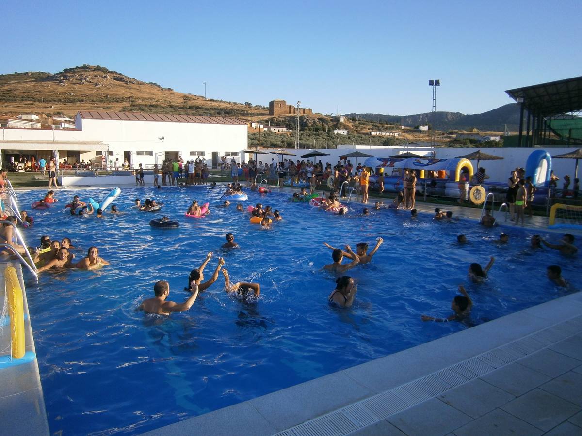 Piscina municipal de Oliva de Mérida