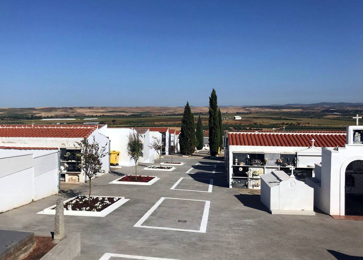 Finalizan las obras de mejora del cementerio