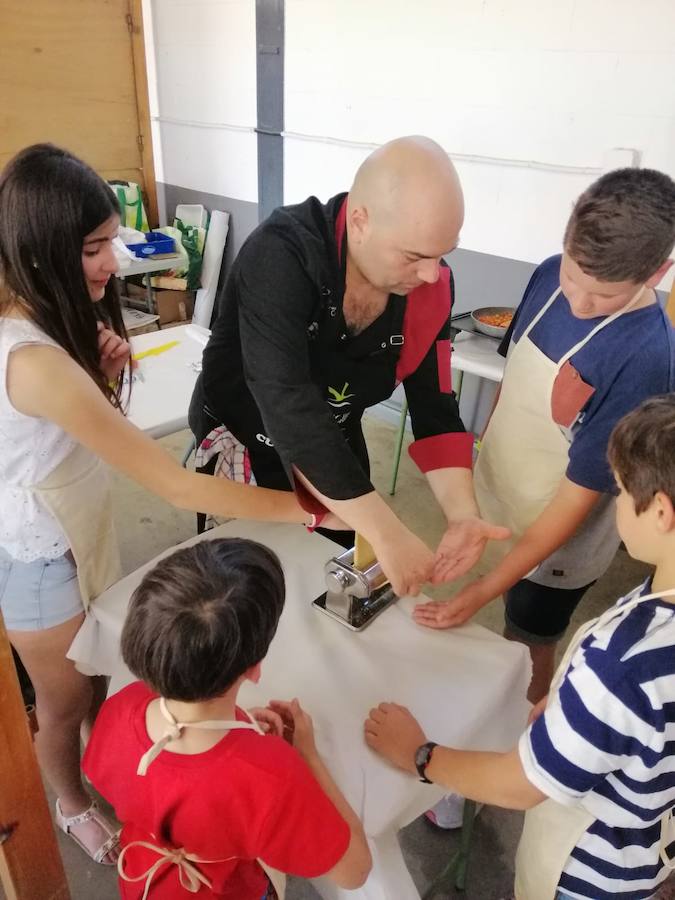 Más de 1200 jóvenes se dan cita en el recinto ferial de Llerena en la IV Edición de Diversur