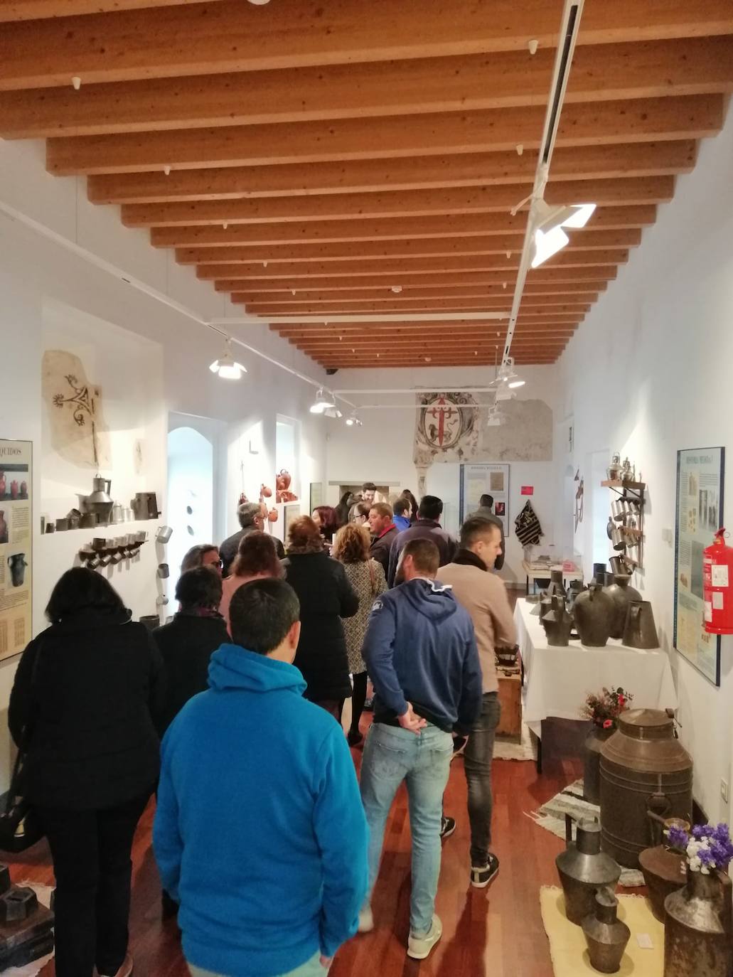 Fotos: Ya puedes visitar la exposición &#039;X tienda a infinito&#039;, en el Museo Histórico de Llerena