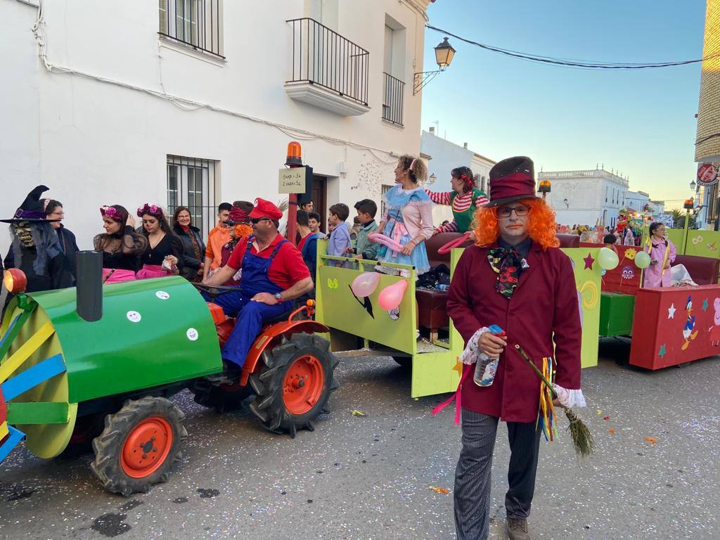 Fotos: El desfile del carnaval brilla en Llerena