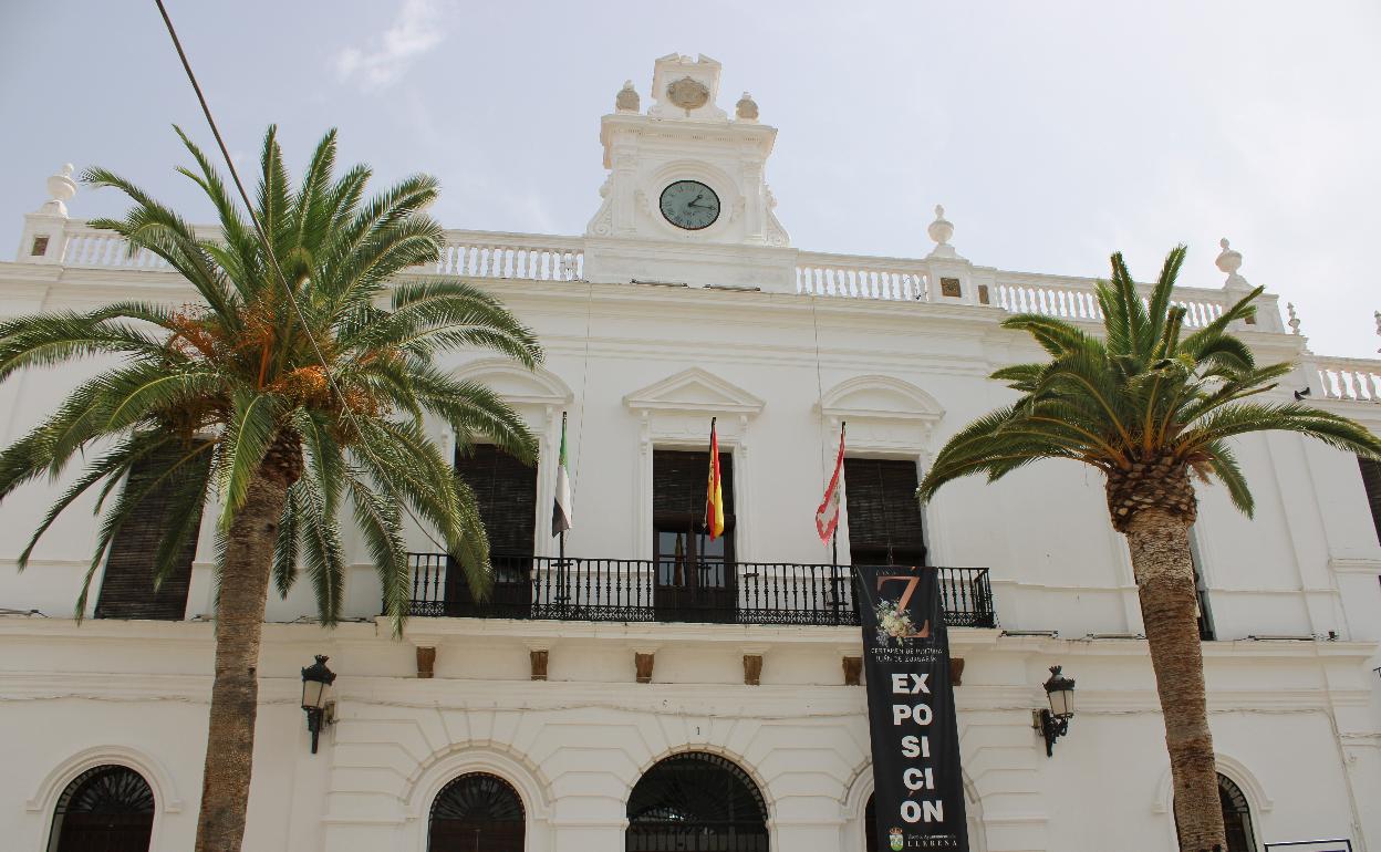 Balcón del ayuntamiento de Llerena durante los últimos dias de las Fiestas Mayores Patronales