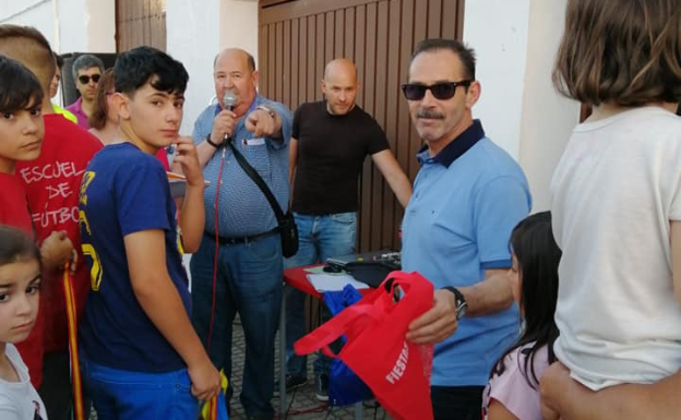 La organización recuerda este año a Antonio Pizarro, estrecho colaborador de esta festividad, cuando se celebra la primera edición desde su fallecimiento. 