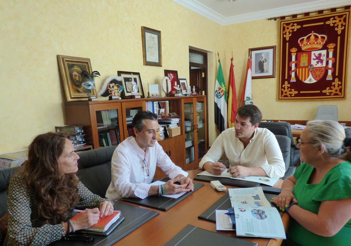 El Gobierno local mantiene una reunión con Promedio