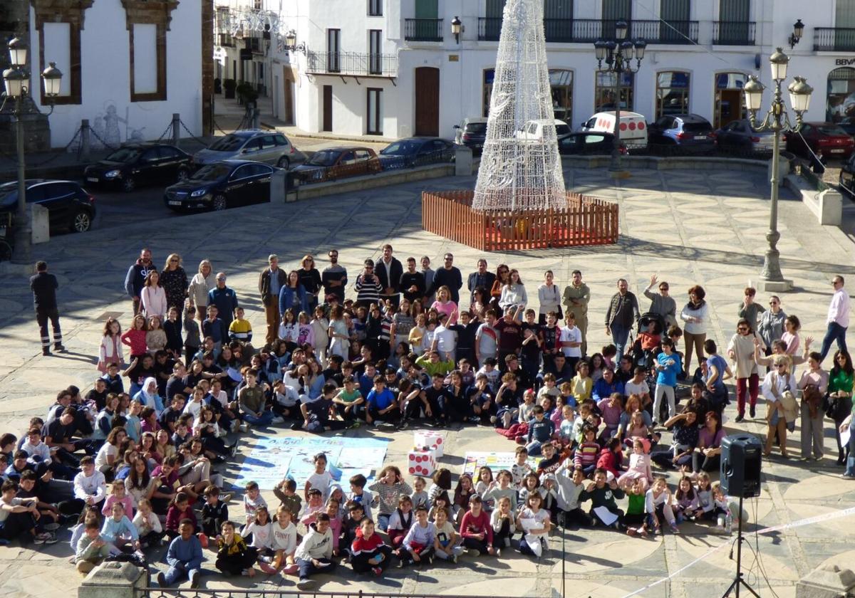 Llerena celebra el Día Mundial del Niño