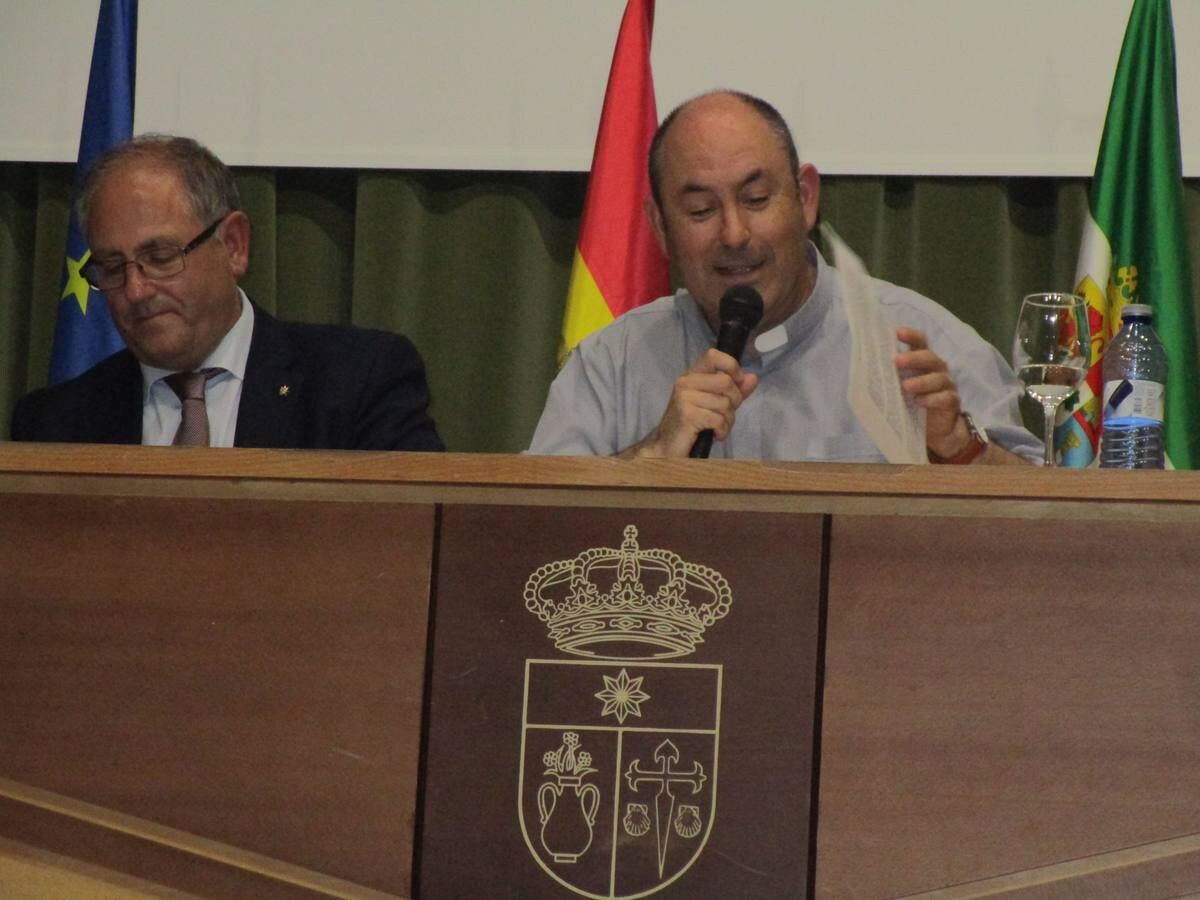 Un momento de la conferencia de Francisco Romero 