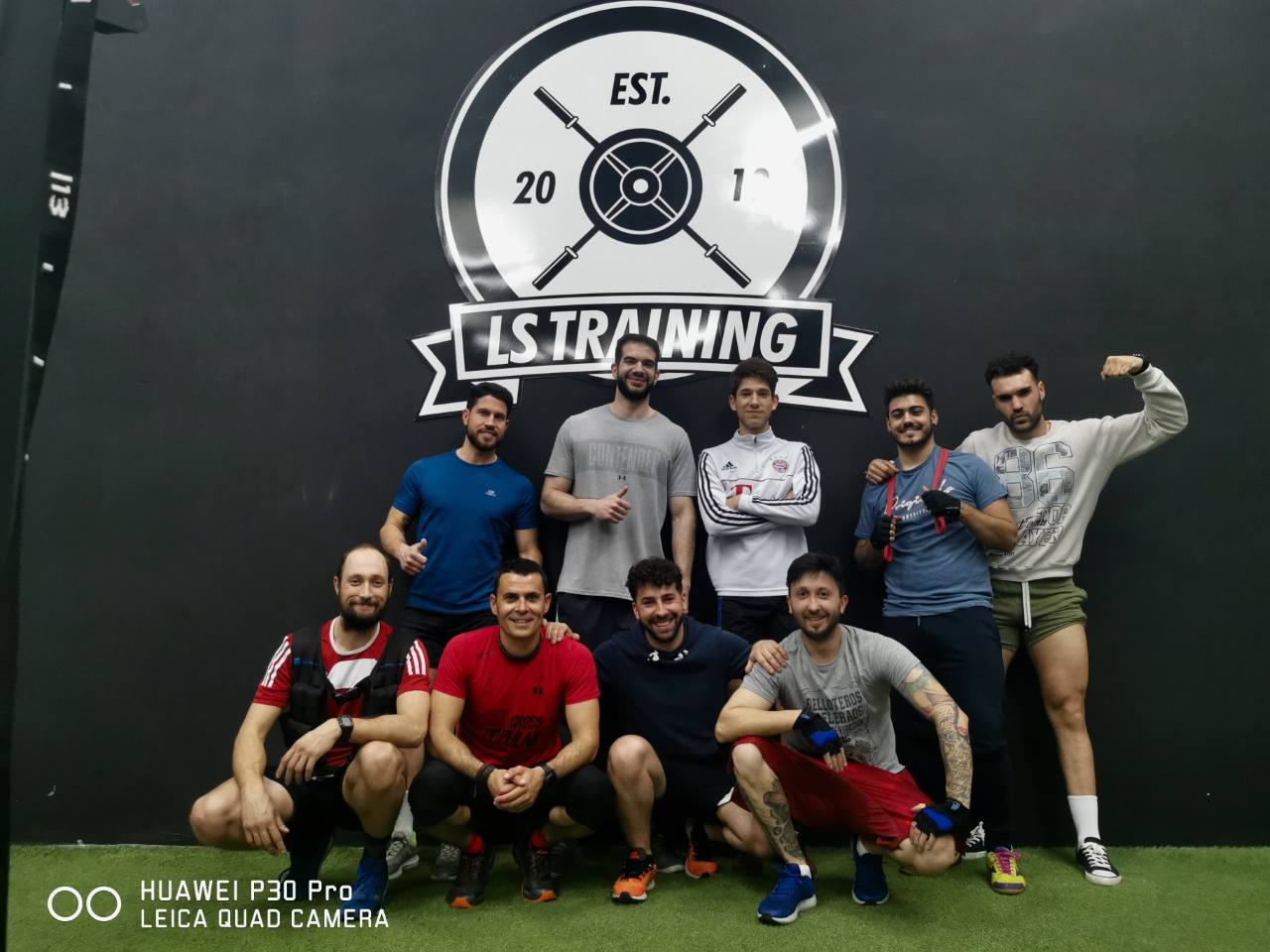 Un buen número de chicos y chicas acueden a entrenar a estas modernas intalaciones.