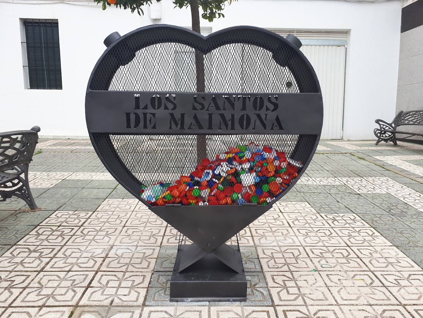 El corazón solidario de MiCan lleva recogidos 750 kilos solidarios de tapones